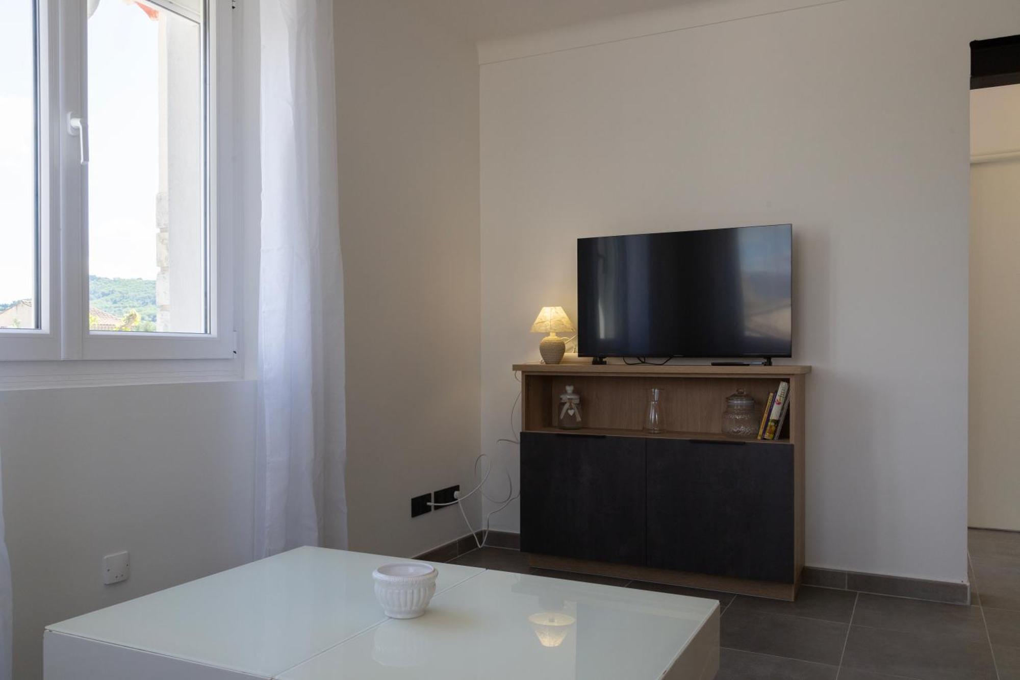 L Orchidee Mormoiron Exterior foto